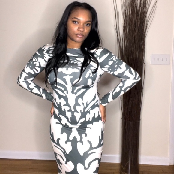 SHEIN SXY Sage green and cream Maxi dress - Picture 3 of 4